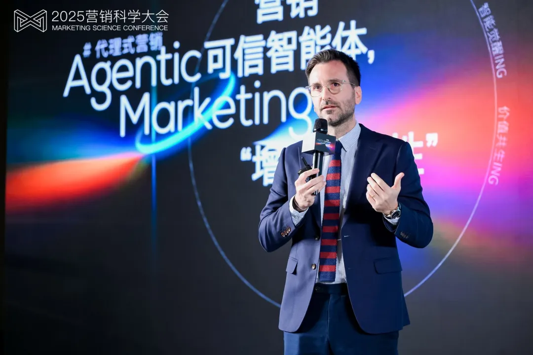 Eymeric Monange:赢占香氛蓝海,从深度联结到无限增长 Eymeric Monange:赢占香氛蓝海,从深度联结到无限增长
